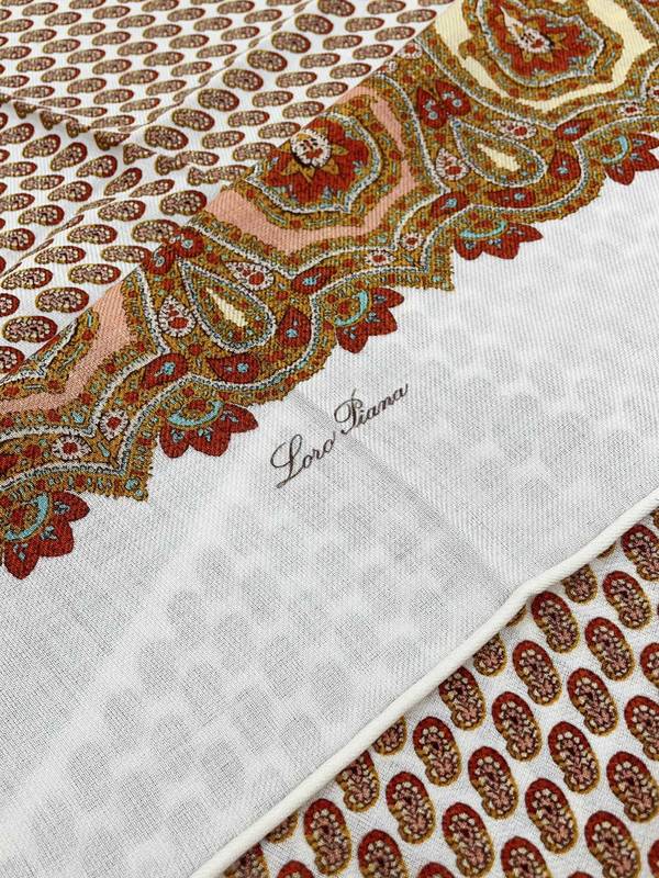 Loro Piana Scarf LPC00060